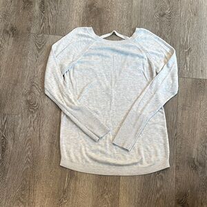 Lululemon Women's Light Gray Sweater tunic